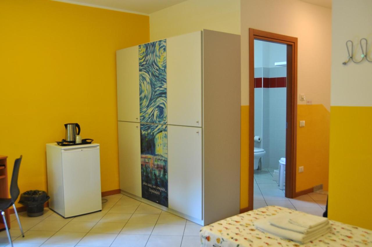 Ostello Residenza Molinatto Oggiono Екстер'єр фото