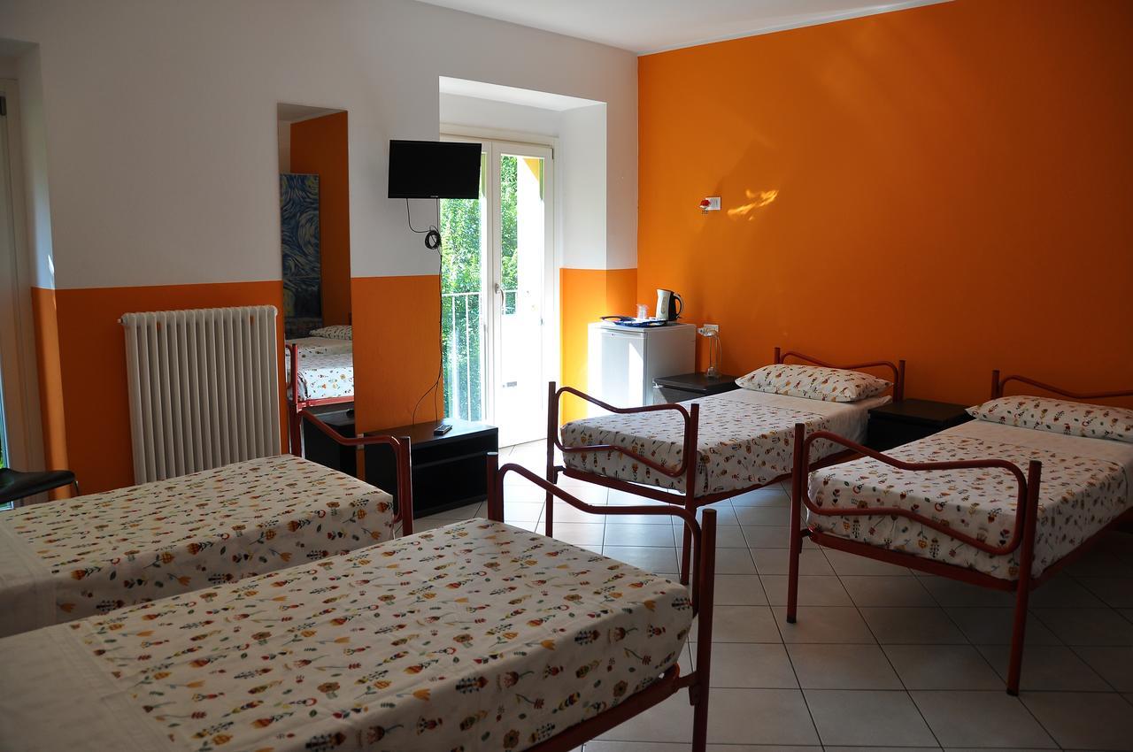 Ostello Residenza Molinatto Oggiono Екстер'єр фото
