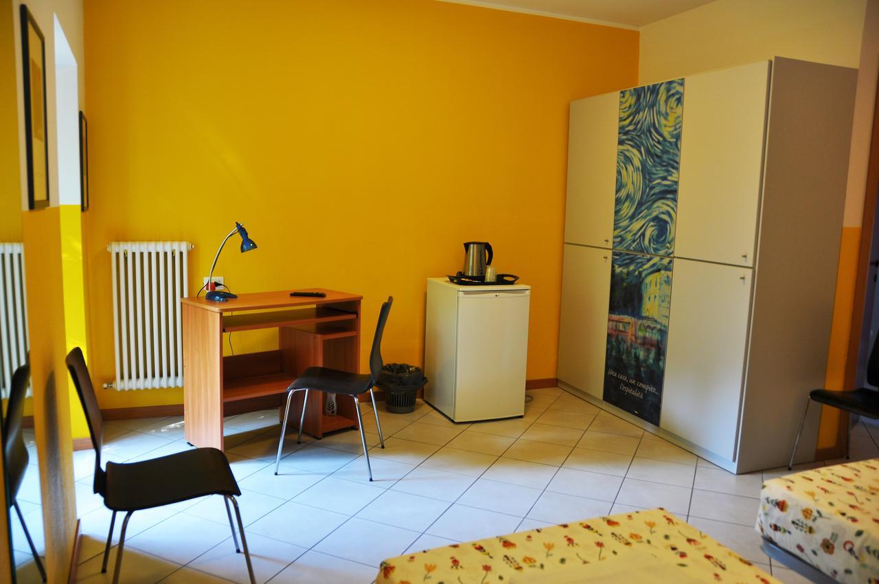 Ostello Residenza Molinatto Oggiono Екстер'єр фото